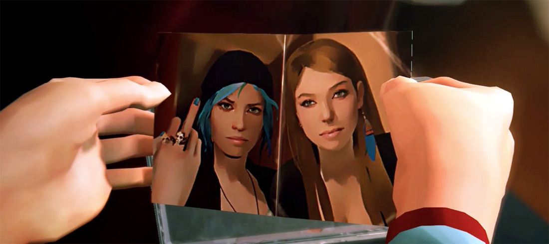 chloeandrachellifeisstrange